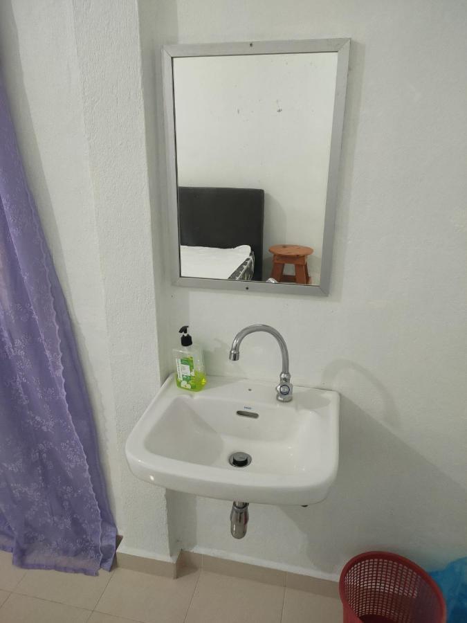 Daoh'S Rooms & Scooters Langkawi Luaran gambar